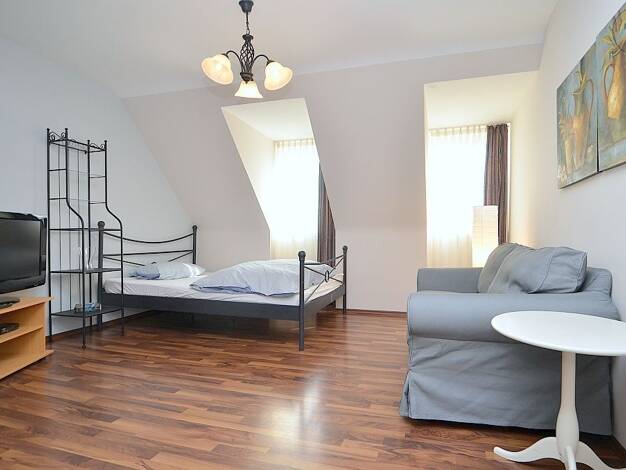 Studio zur Miete auf Zeit 880 € 1 Zimmer 48 m² frei ab 01.09.2026 Sebald Nürnberg 90403