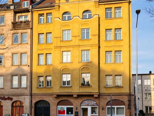 Mehrfamilienhaus zum Kauf provisionsfrei als Kapitalanlage geeignet 1.500.000 € 24 Zimmer 617 m² 321 m² Grundstück Doos Nürnberg 90429