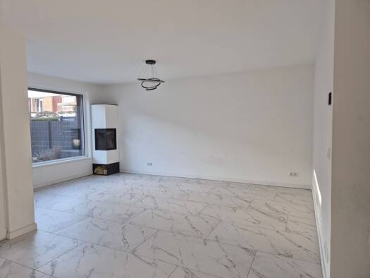 Reihenhaus zur Miete 2.080 € 4,5 Zimmer 127 m² 212 m² Grundstück frei ab 01.04.2026 Wedel 22880