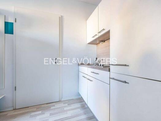 Wohnung zum Kauf 115.000 € 1 Zimmer 27 m² frei ab sofort Innenstadt Fürth 90762