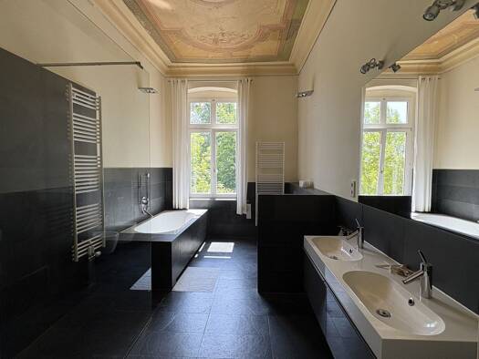 Wohnung zum Kauf 435.000 € 4 Zimmer 175 m² 3. Geschoss Debschwitz Gera 07548