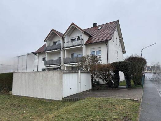 Wohnung zum Kauf 220.500 € 3 Zimmer 70 m² 2. Geschoss Strullendorf 96129