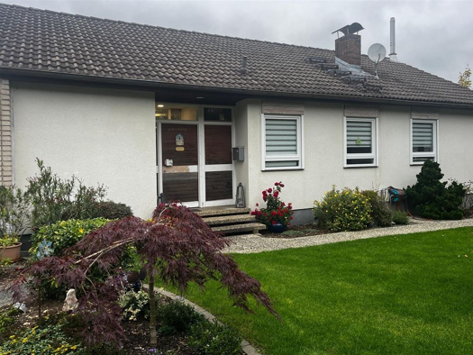 Einfamilienhaus zum Kauf 229.400 € 6 Zimmer 118 m² 526 m² Grundstück frei ab 10.02.2026 Weismain 96260