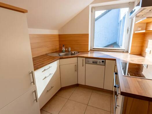 Wohnung zur Miete 880 € 3,5 Zimmer 126 m² Geschoss 2/5 frei ab sofort Am Platzl 4 Regen 94209