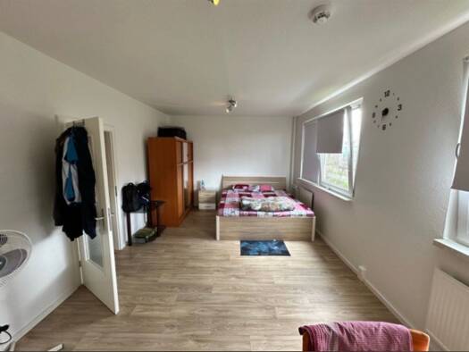Studio zur Miete 350 € 1 Zimmer 38 m² frei ab 01.01.2026 Südliche Neustadt Halle (Saale) 06124