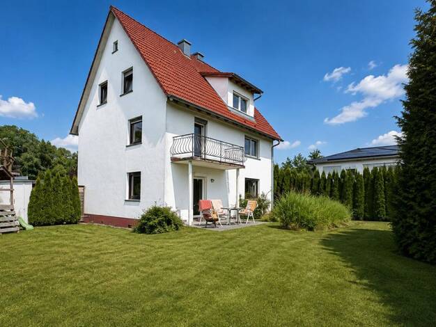 Einfamilienhaus zum Kauf 550.000 € 8 Zimmer 216 m² 1.007 m² Grundstück Thal Vöhringen 89269