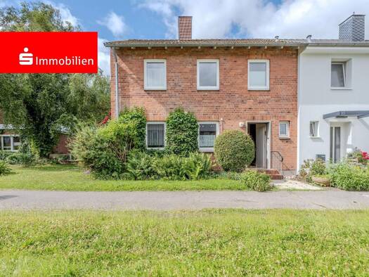 Doppelhaushälfte zum Kauf 185.000 € 6 Zimmer 108,5 m² 691 m² Grundstück Lütjenburg 24321