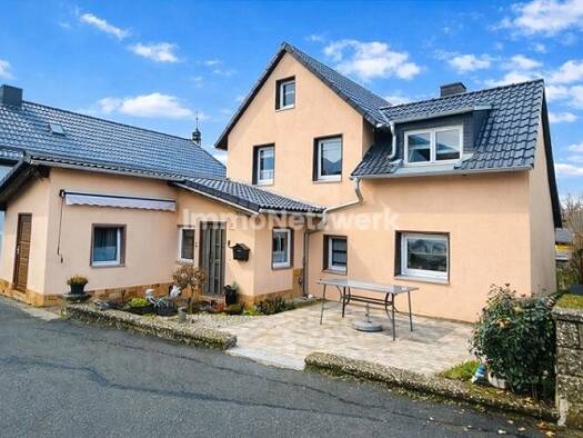 Einfamilienhaus zum Kauf 140.000 € 5 Zimmer 115 m² 240 m² Grundstück Münchenreuth Feilitzsch / Münchenreuth 95183