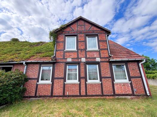 Doppelhaushälfte zum Kauf 35.000 € 3 Zimmer 92 m² 1.634 m² Grundstück Groß Garz Zehrental 39615