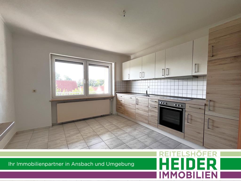 Wohnung zur Miete 750 € 4 Zimmer 99 m²<br/>Wohnfläche 1.<br/>Geschoss Sommersdorf Burgoberbach 91595