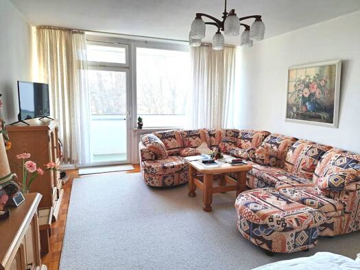 Wohnung zum Kauf 104.000 € 1 Zimmer 48 m² 2. Geschoss frei ab sofort Gerhart-Hauptmann-Straße 15 Bad Füssing 94072