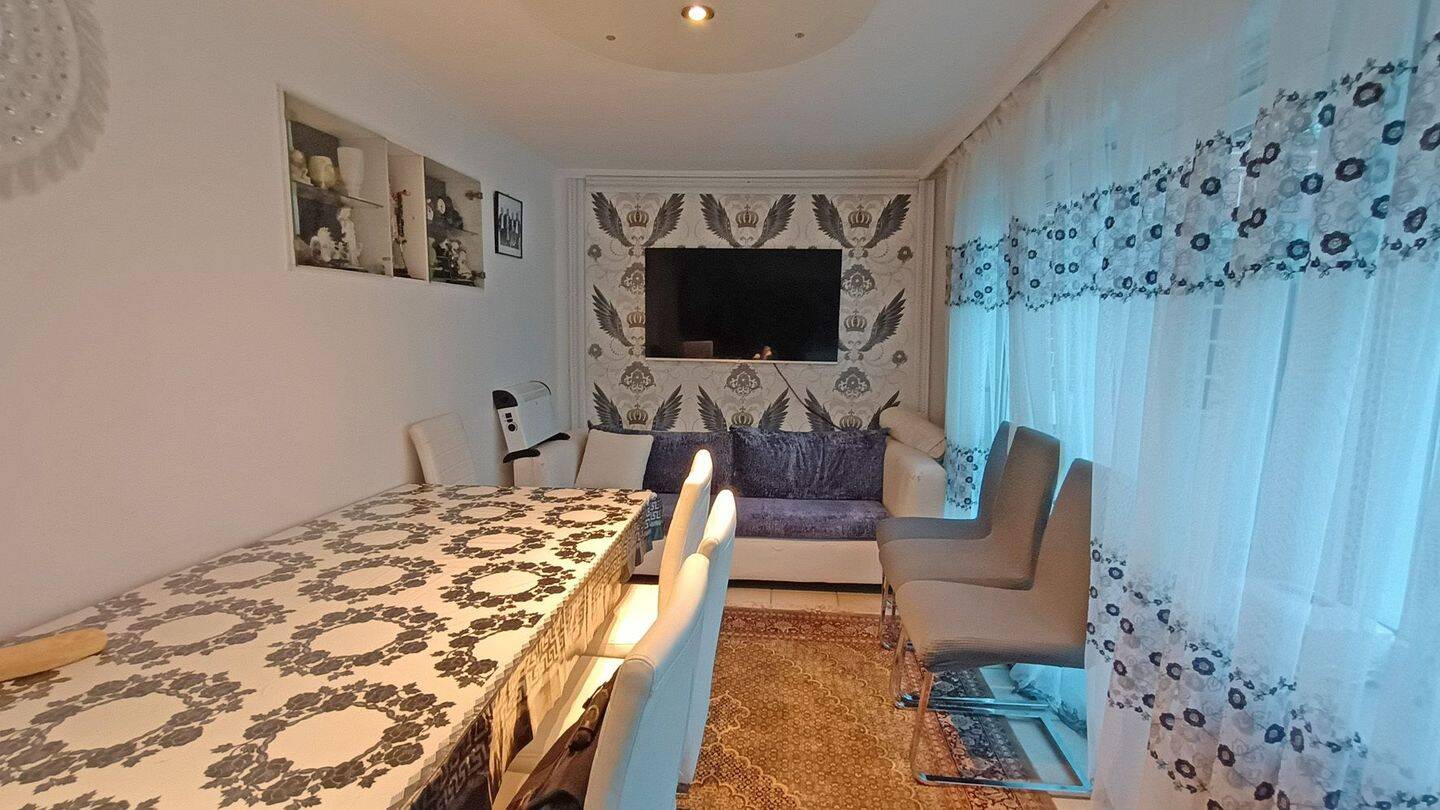 Property thumbnail 6