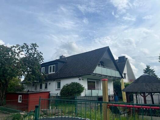 Mehrfamilienhaus zum Kauf 680.000 € 7 Zimmer 245 m² 767 m² Grundstück Bergsteder Chaussee 89 Sasel Hamburg 22359