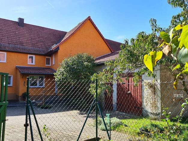 Bauernhaus zum Kauf 159.000 € 8 Zimmer 218 m² 949 m² Grundstück frei ab sofort Großmonra Kölleda 99625