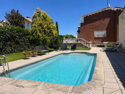 Villa zum Kauf 975.000 € 6 Zimmer 440 m² 1.076 m² Grundstück Castrillo del Val 09193