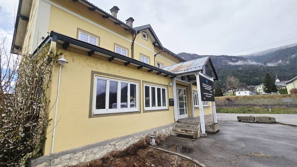 Bürofläche zur Miete provisionsfrei 6,40 € 3 Zimmer Weißenstein 9721