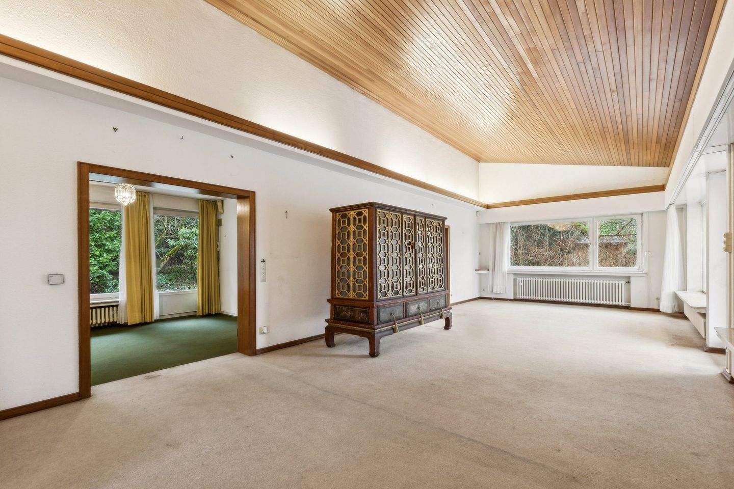 Immobilie in Wachtberg - Ihr Zuhause mit Weitblick – Großzügiges Wohnen in besonderer Hanglage - Bild 1