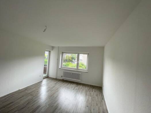 Wohnung zur Miete 539 € 3 Zimmer 72,1 m² 1. Geschoss frei ab 14.08.2026 Anne-Frank-Straße 14 Mitte Menden 58708