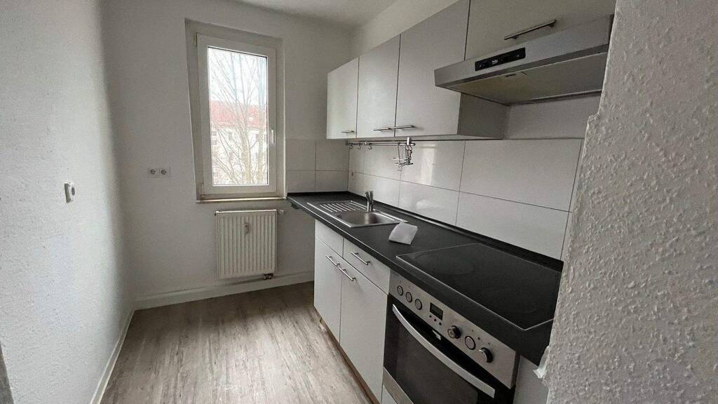 Wohnung zur Miete 319 € 3 Zimmer 60 m² 3. Geschoss frei ab sofort Fritz Heckert Str. 16-24 Marienthal Zwickau 08060