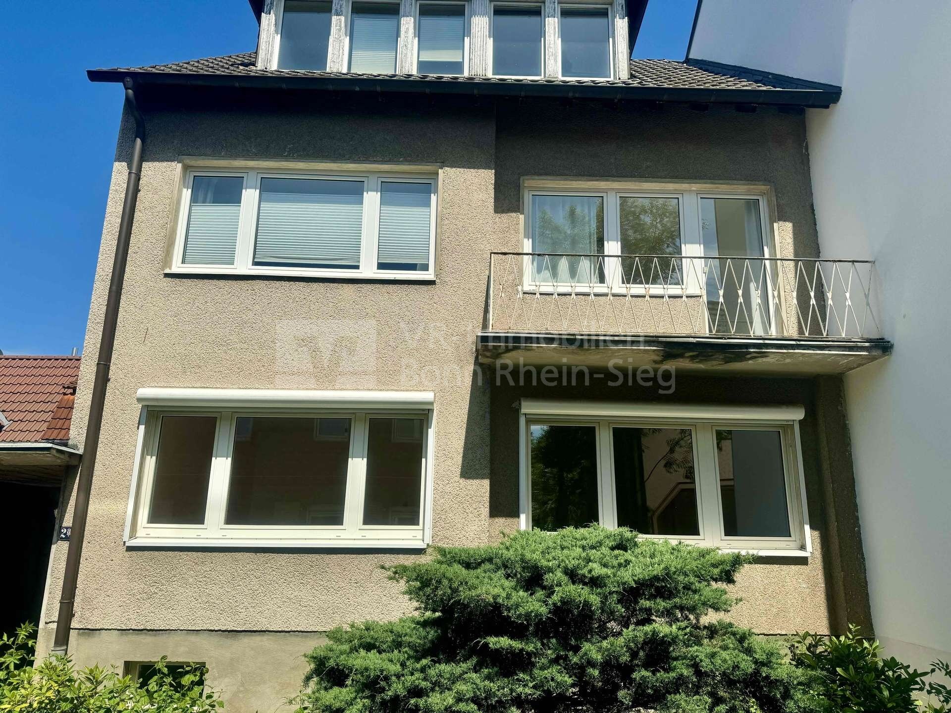 Mehrfamilienhaus zum Kauf 382.000 € 6 Zimmer 140 m²<br/>Wohnfläche 378 m²<br/>Grundstück Lannesdorf Bonn 53179