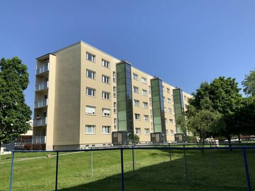 Wohnung zur Miete 386 € 3 Zimmer 58,5 m² 2. Geschoss Dr.-Salvador-Allende-Straße 67 Bautzen Bautzen 02625