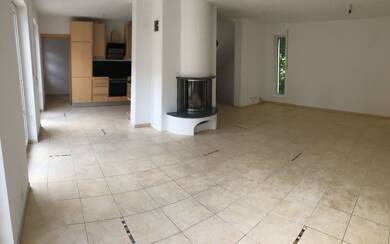 Haus zur Miete 1.500 € 5 Zimmer 135 m² 300 m² Grundstück frei ab 01.09.2025 Altdorf Altdorf 84032