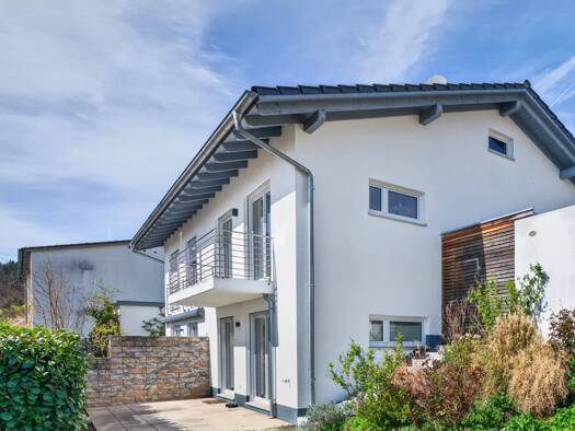 Doppelhaushälfte zum Kauf 679.000 € 4,5 Zimmer 122 m² 310 m² Grundstück Donaustauf Donaustauf 93093