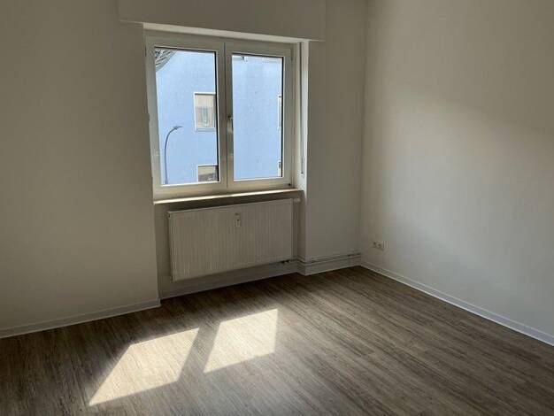 Wohnung zur Miete 637 € 3 Zimmer 59 m² 2. Geschoss frei ab sofort Freigerichtstr. 79 Hanau 63450