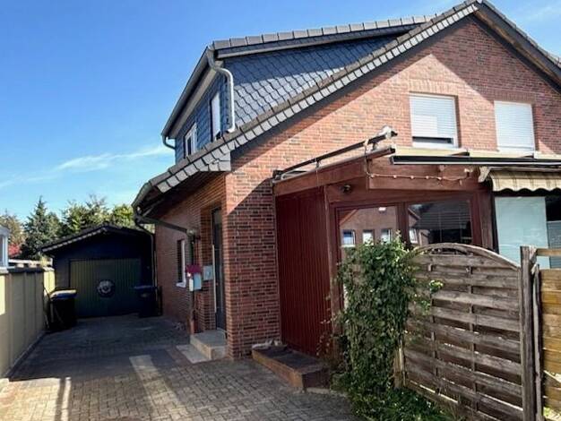 Einfamilienhaus zum Kauf 390.000 € 12 Zimmer 174 m² 882 m² Grundstück Voslapp Wilhelmshaven 26388