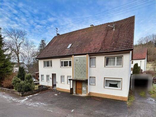 Mehrfamilienhaus zum Kauf 239.000 € 10 Zimmer 180 m² 611 m² Grundstück Zillhausen Balingen 72336