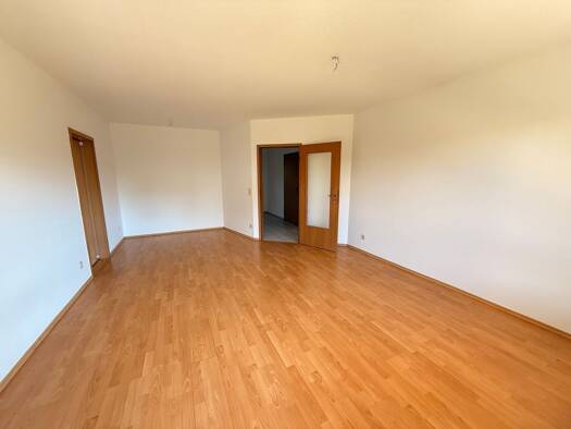 Wohnung zur Miete 670 € 3 Zimmer 77 m² frei ab sofort Wodanstraße 16 Rothaurach Roth 91154