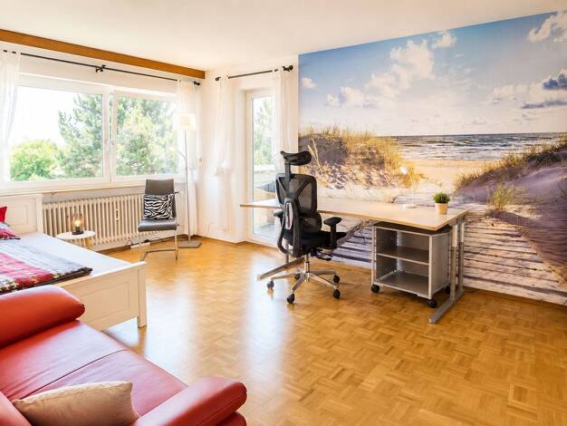 Wohnung zur Miete auf Zeit 2.099 € 4 Zimmer 80 m² frei ab sofort Gaggstraße 3 Friedrichshafen Friedrichshafen 88046