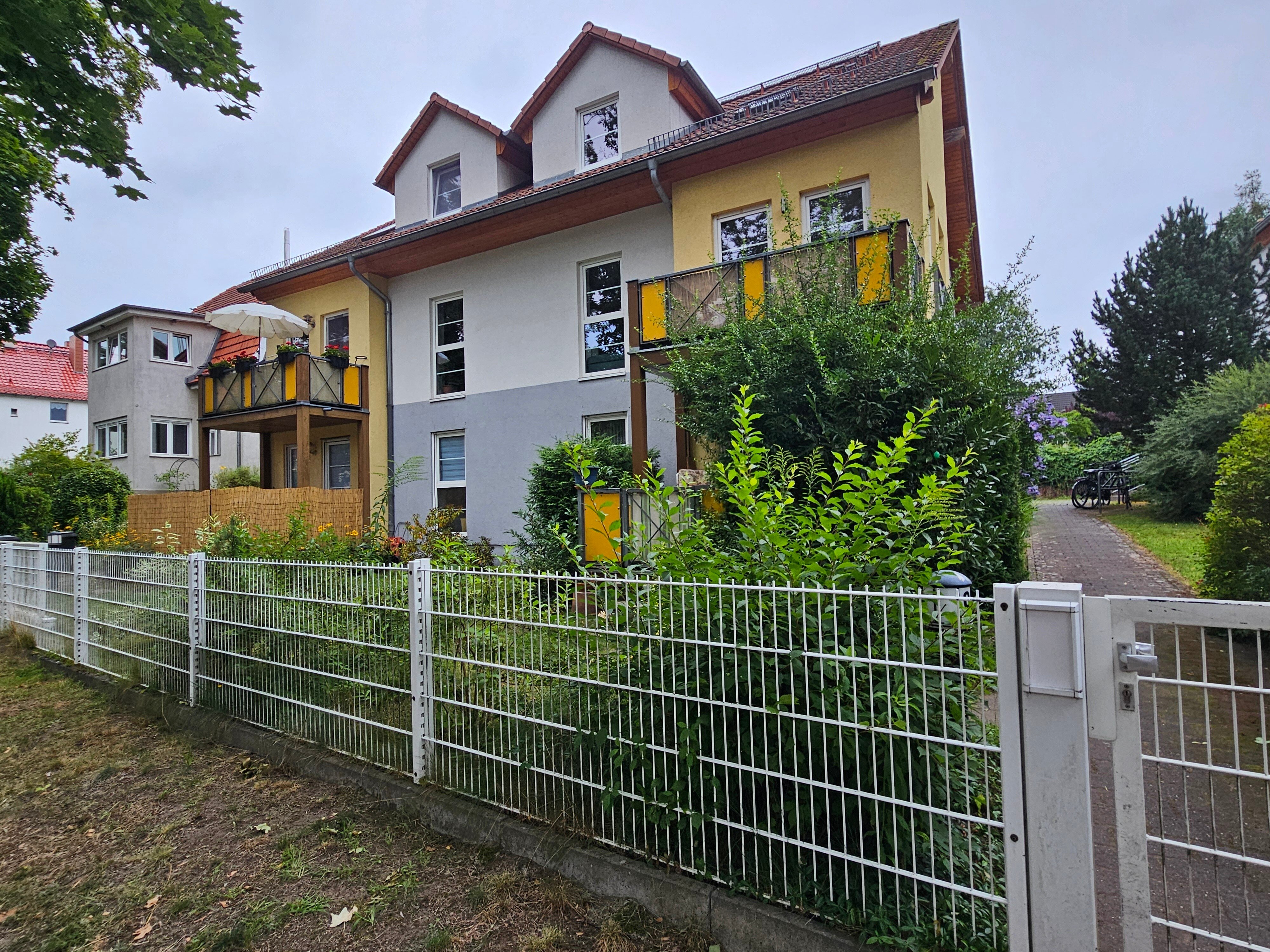 Mehrfamilienhaus zum Kauf als Kapitalanlage geeignet 1.150.000 € 12 Zimmer 337 m²<br/>Wohnfläche 717 m²<br/>Grundstück Birkenwerder 16547