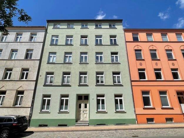 Wohnung zur Miete 830 € 3 Zimmer 90 m² frei ab 01.04.2026 Paulsstadt Schwerin 19053