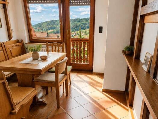 Haus zur Miete auf Zeit 6 Zimmer 200 m² frei ab sofort Loffenau Loffenau 76597