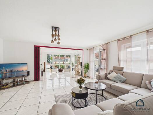 Wohnung zum Kauf 219.000 € 4 Zimmer 120 m² 1. Geschoss Stadtgebiet Renchen 77871