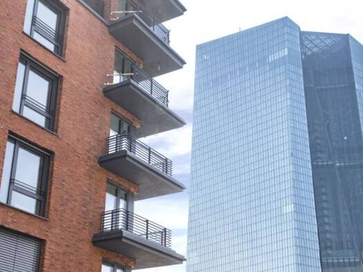 Wohnung zur Miete 2.100 € 2 Zimmer 72 m² Geschoss 2/5 frei ab 01.02.2026 Ostend Frankfurt am Main 60314