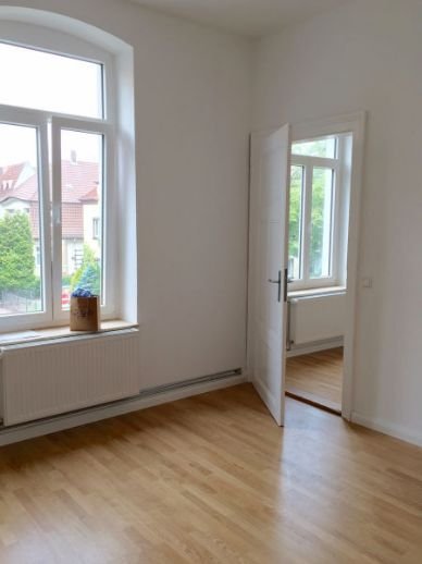 Wohnung zur Miete 520 € 3 Zimmer 72 m²<br/>Wohnfläche 1.<br/>Geschoss 01.03.2025<br/>Verfügbarkeit Kaiserstraße 12 Mitte Hameln 31785