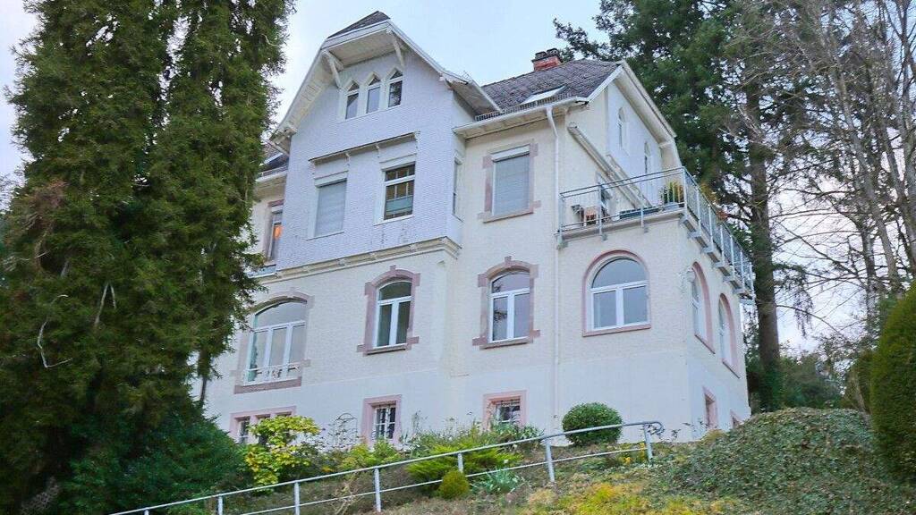 Wohnung zur Miete 1.390 € 4 Zimmer 118 m² 1. Geschoss Innenstadt Baden-Baden 76530