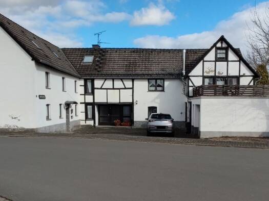 Mehrfamilienhaus zum Kauf 250.000 € 15 Zimmer 410 m² 1.707 m² Grundstück Freilingen Blankenheim 53945