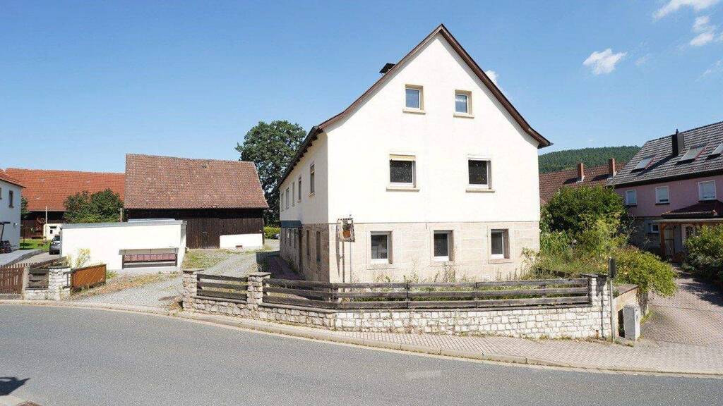 Wohnung zum Kauf provisionsfrei 107.170 € 2 Zimmer 30,6 m² 2. Geschoss frei ab sofort Petzmannsberg Kulmbach 95326