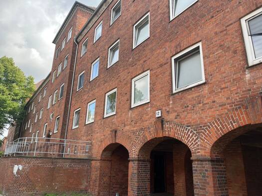 Wohnung zur Miete 529 € 2,5 Zimmer 52,9 m² EG frei ab sofort Woermannstraße 12 Neumühlen-Dietrichsdorf Kiel 24149