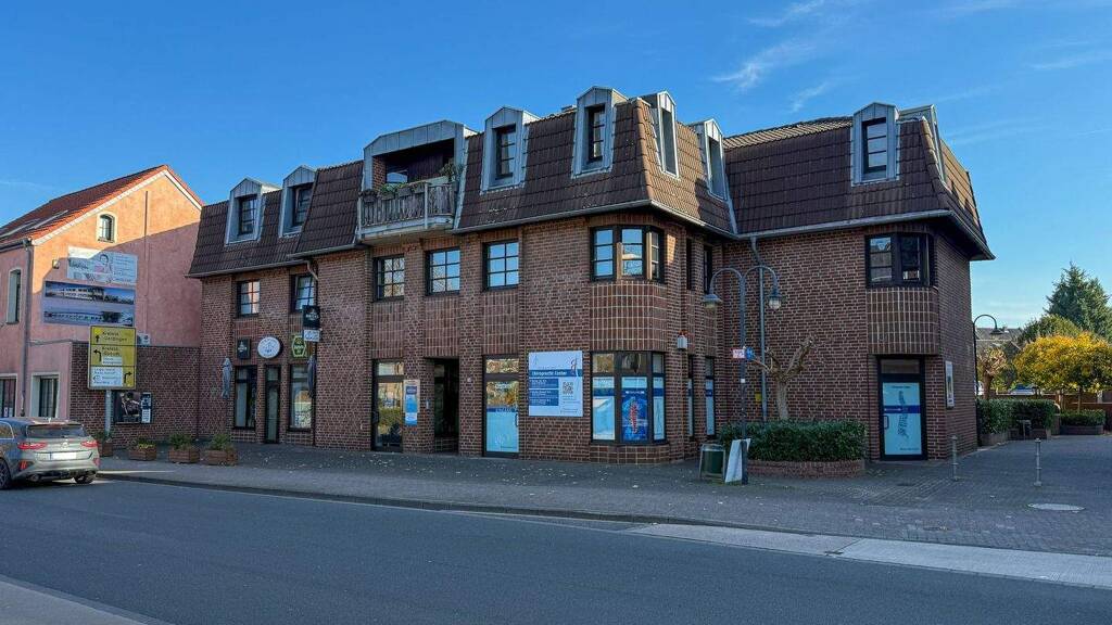 Haus zum Kauf als Kapitalanlage geeignet 1.949.000 € 21 Zimmer 345,1 m² 428 m² Grundstück Lank-Latum Meerbusch 40668