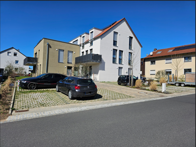 Wohnung zur Miete 1.649 € 4 Zimmer 122,3 m² Estenfelder Straße 15 Rottendorf 97228