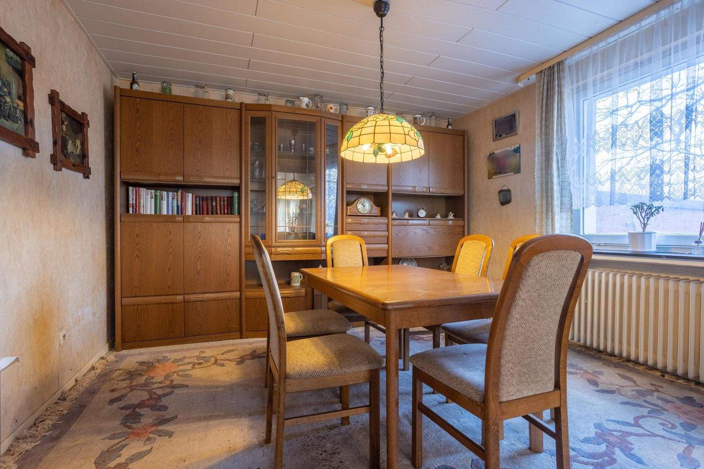 Immobilie in Adenbüttel - Freistehendes Einfamilienhaus mit Doppelgarage - viel Raum für eigene Ideen - Bild 2