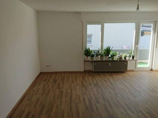 Wohnung zur Miete 690 € 3 Zimmer 80,5 m² Geschoss 1/2 frei ab sofort Würm Pforzheim 75181