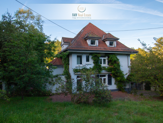 Mehrfamilienhaus zum Kauf 990.000 € 11 Zimmer 300 m² 2.560 m² Grundstück frei ab sofort Schwäbisch Gmünd 73525