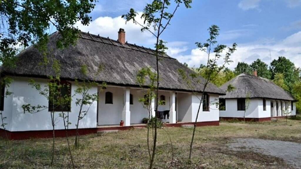 Einfamilienhaus zum Kauf 153.500 € 4 Zimmer 200 m² 12.800 m² Grundstück Fülöpszállás 6085