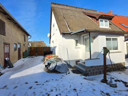 Haus zum Kauf 198.000 € 3 Zimmer 90 m² 600 m² Grundstück frei ab sofort Freesendorfer Straße 2 Spandowerhagen Kröslin 17440