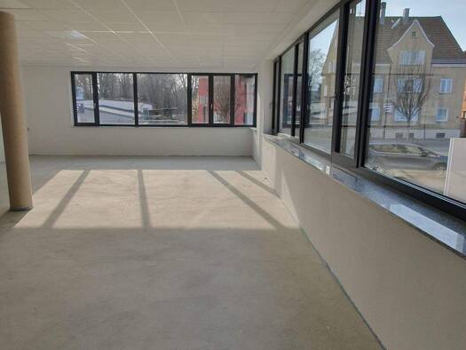 Bürofläche zur Miete - Erstbezug 1.990 € 3 Zimmer 144 m² Bürofläche Aalen Aalen 73430